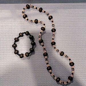 🖤🌹Handmade Stretch Necklace & Bracelet 🌹🖤